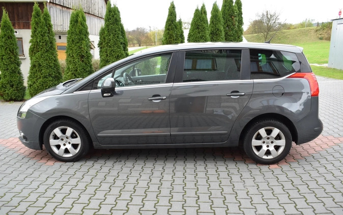 Peugeot 5008 cena 25900 przebieg: 210000, rok produkcji 2012 z Otmuchów małe 121